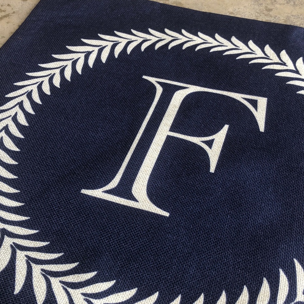 F Pillowcase - Picture 3 of 7